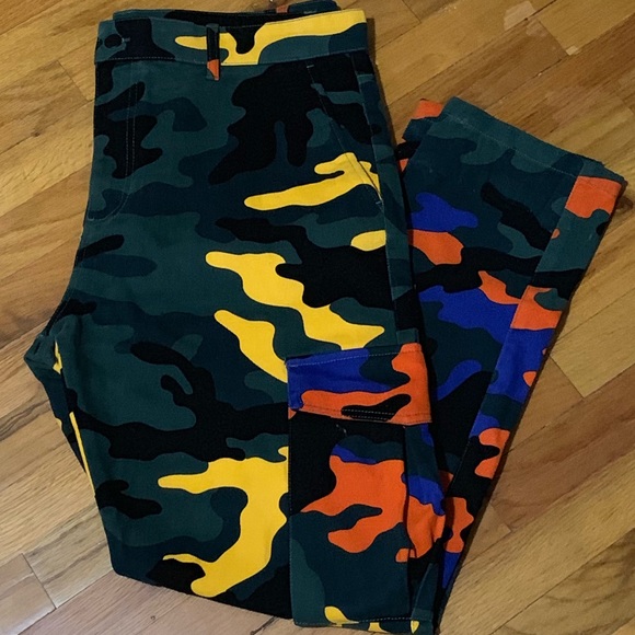 camo cargo pants forever 21